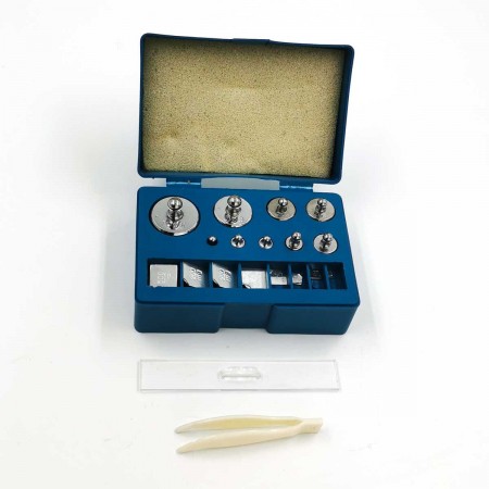 MV 211,1g zestaw 17 szt. Odważników kalibracyjnych od 10mg-100g